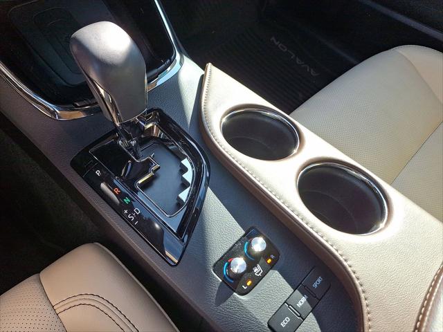 2017 Toyota Avalon Limited