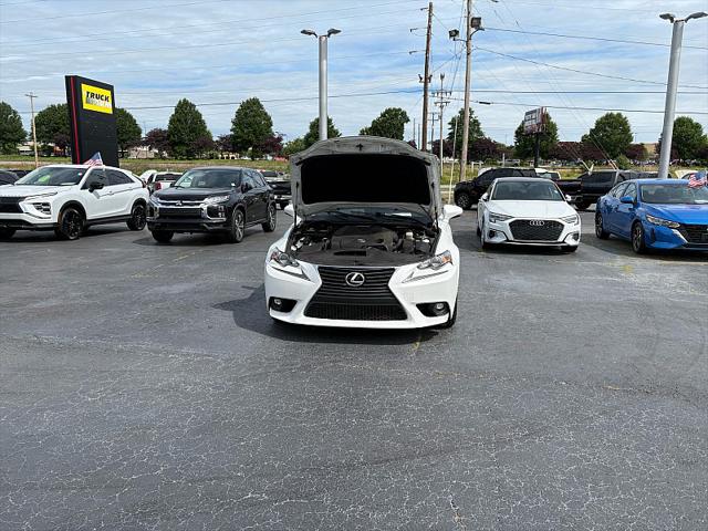 2015 Lexus IS 250 Crafted Line