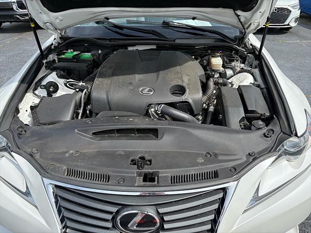 2015 Lexus IS 250 Crafted Line