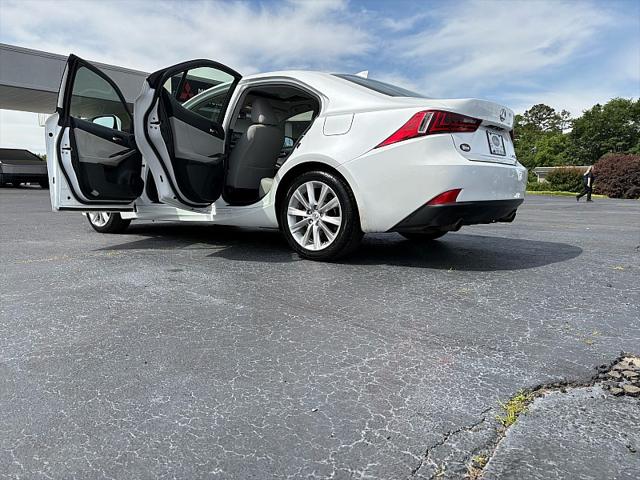 2015 Lexus IS 250 Crafted Line
