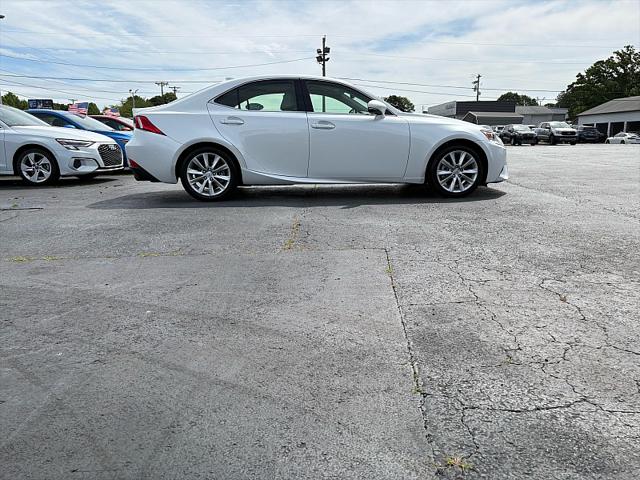 2015 Lexus IS 250 Crafted Line