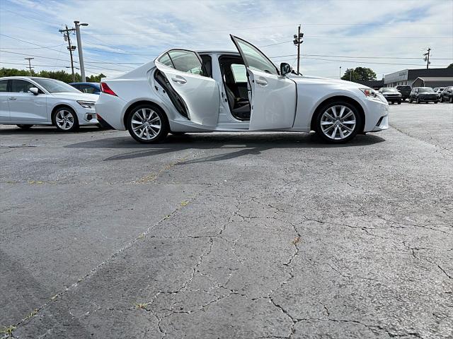 2015 Lexus IS 250 Crafted Line