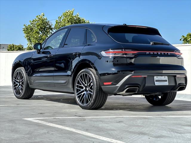 2026 Porsche Macan Unknown
