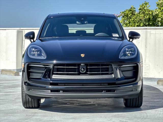 2026 Porsche Macan Unknown