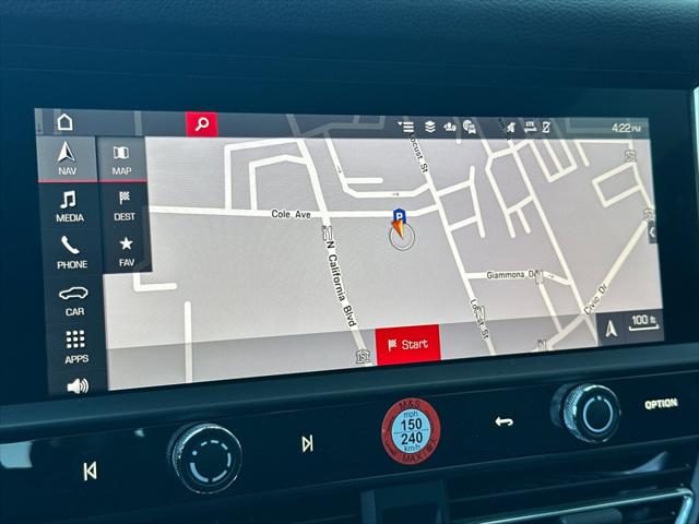 2026 Porsche Macan Unknown