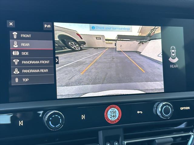 2026 Porsche Macan Unknown