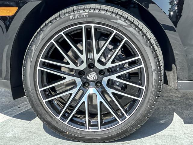 2026 Porsche Macan Unknown