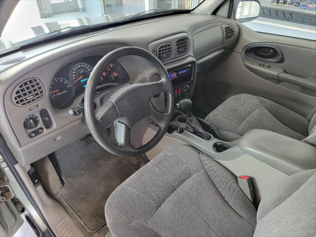 2004 Chevrolet TrailBlazer LS