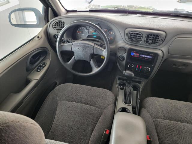 2004 Chevrolet TrailBlazer LS
