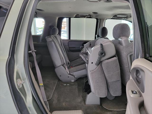 2004 Chevrolet TrailBlazer LS