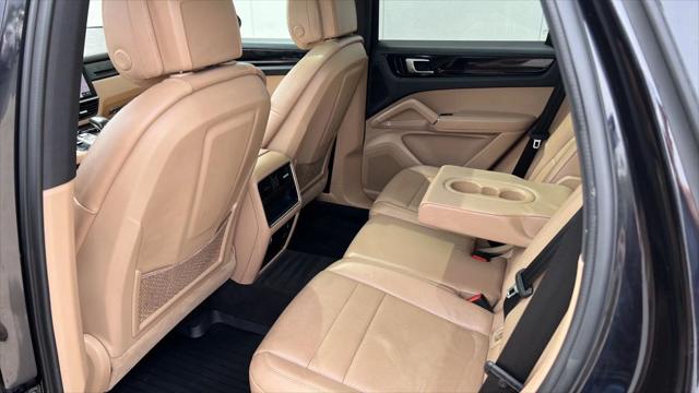 2019 Porsche Cayenne Sport Utility 4D