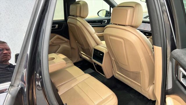 2019 Porsche Cayenne Sport Utility 4D