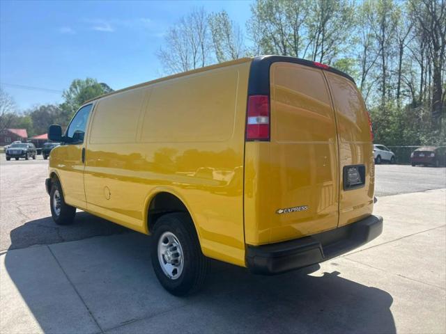 2023 Chevrolet Express Cargo Van RWD 2500 Regular Wheelbase WT