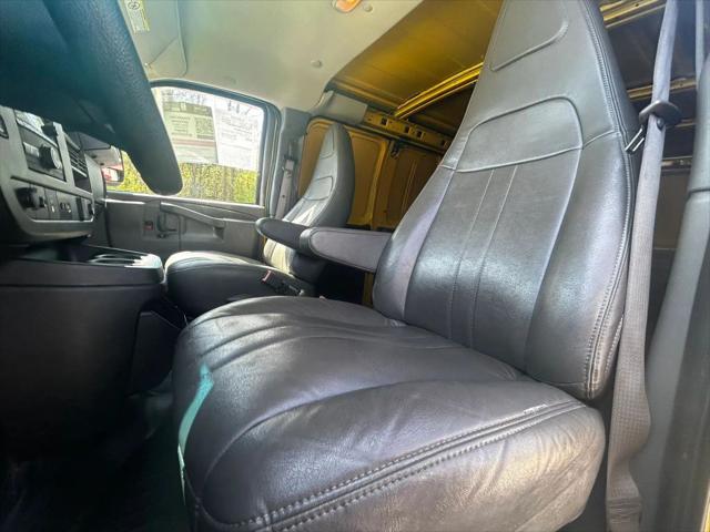 2023 Chevrolet Express Cargo Van RWD 2500 Regular Wheelbase WT