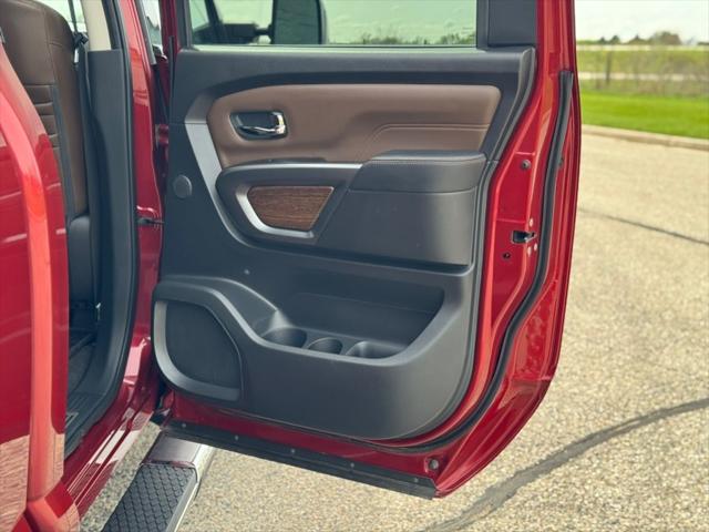 2017 Nissan Titan XD Platinum Reserve Gas