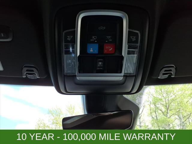 2026 Ram 1500 Laramie Crew Cab 4x4 64 Box