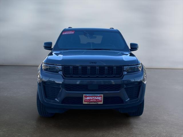 2026 Jeep Grand Cherokee Altitude 4x4