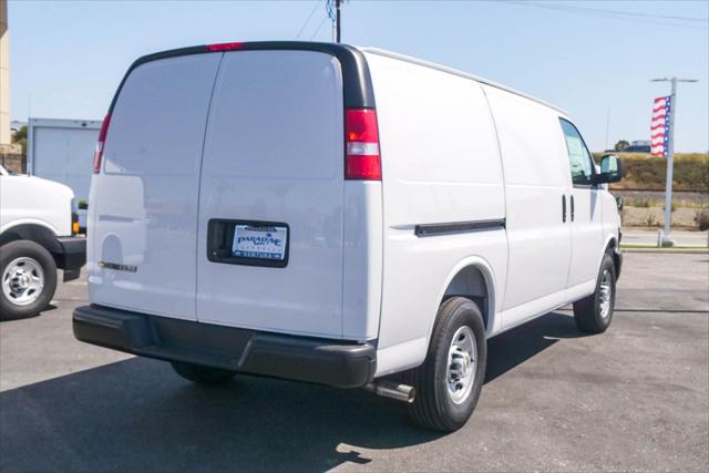 2026 Chevrolet Express Cargo Van 2500 Regular Wheelbase, WT, RWD
