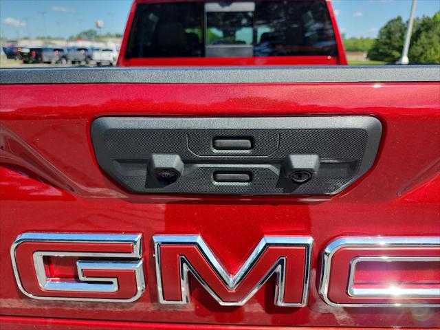 2026 GMC Sierra 2500HD Crew Cab, Standard Bed, AT4, 4WD