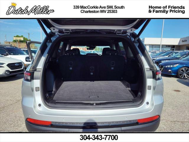 2025 Jeep Grand Cherokee Altitude 4x4