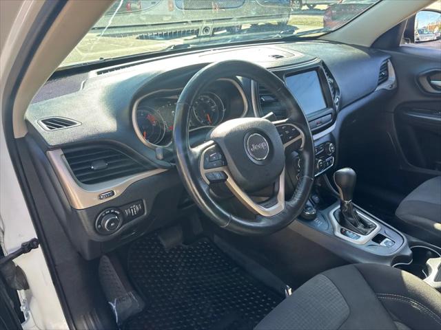 2016 Jeep Cherokee Altitude