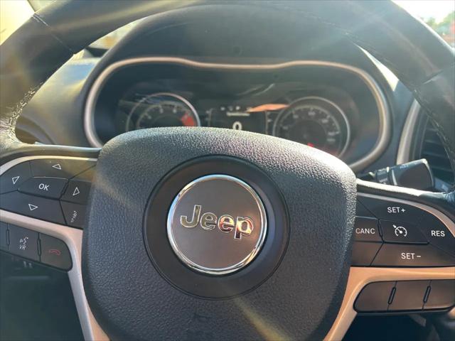 2016 Jeep Cherokee Altitude
