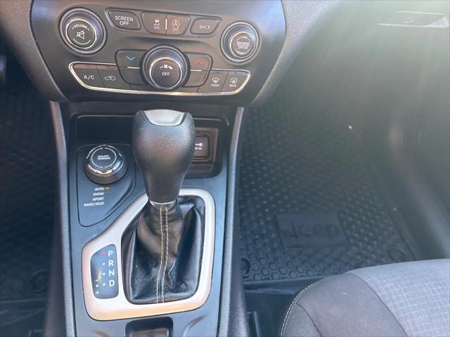 2016 Jeep Cherokee Altitude