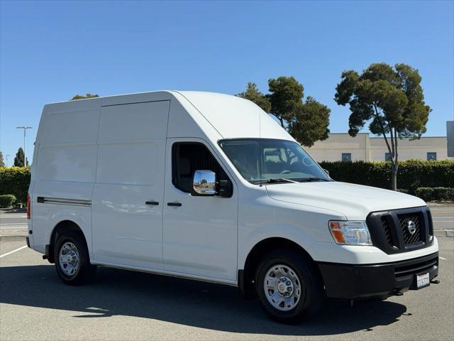 2016 Nissan 3500 SV V8