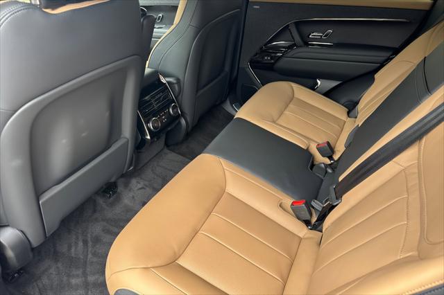 2026 Land Rover Range Rover Sport P460e Dynamic SE