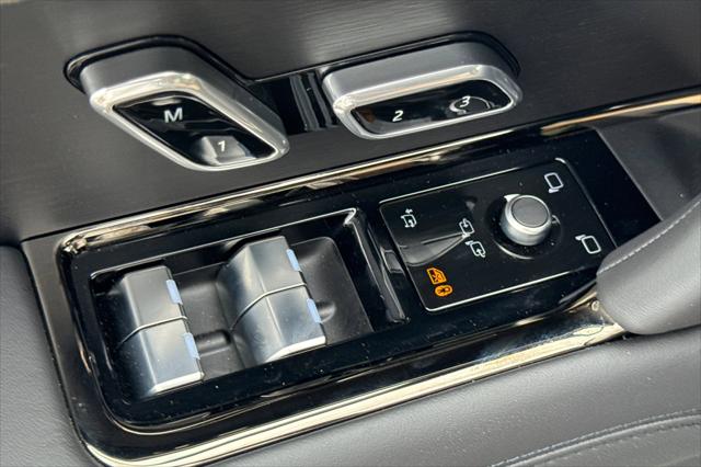 2026 Land Rover Range Rover Sport P460e Dynamic SE