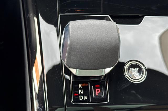 2026 Land Rover Range Rover Sport P460e Dynamic SE