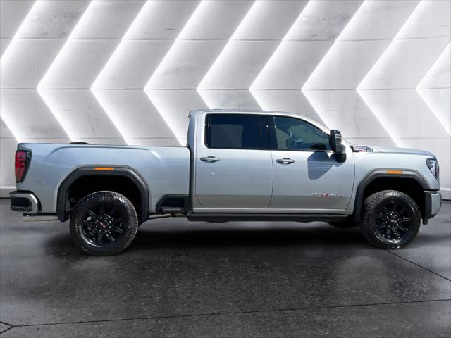2026 GMC Sierra 2500HD Crew Cab, Standard Bed, AT4, 4WD