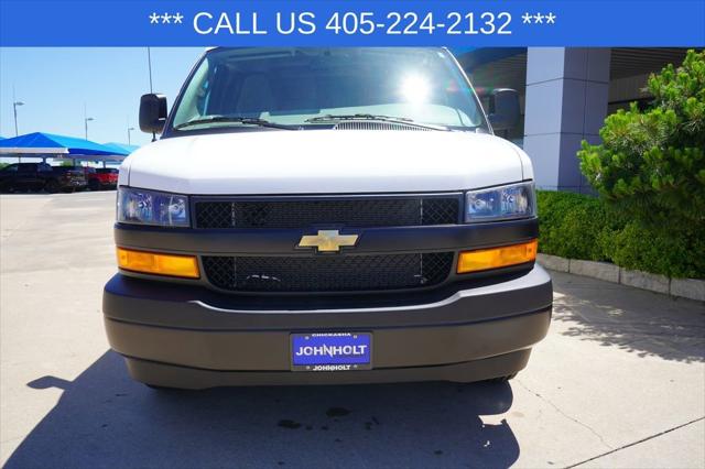 2026 Chevrolet Express Cargo Van 2500 Regular Wheelbase, WT, RWD