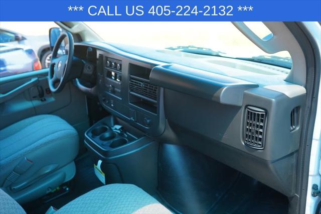 2026 Chevrolet Express Cargo Van 2500 Regular Wheelbase, WT, RWD