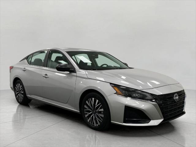 2025 Nissan Altima SV FWD for sale in Appleton, WI