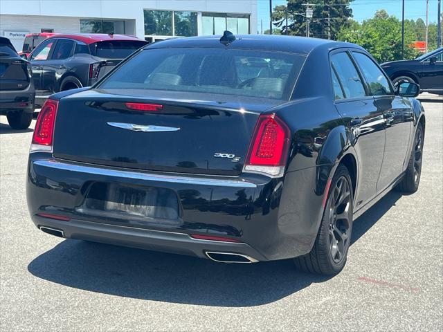 2019 Chrysler 300 300S