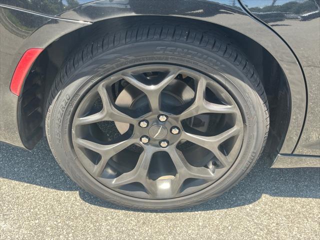 2019 Chrysler 300 300S