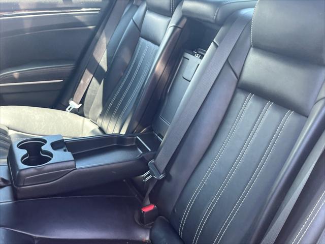2019 Chrysler 300 300S