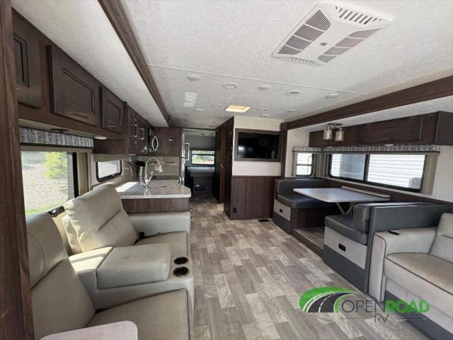 2020 Ford F-53 Unknown