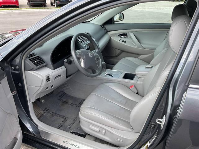2009 Toyota Camry Base 4dr Sedan