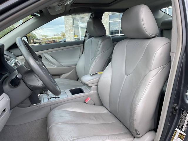 2009 Toyota Camry Base 4dr Sedan