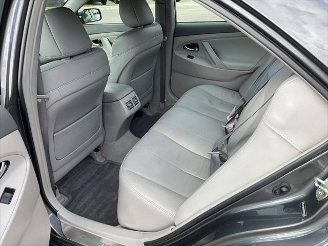 2009 Toyota Camry Base 4dr Sedan