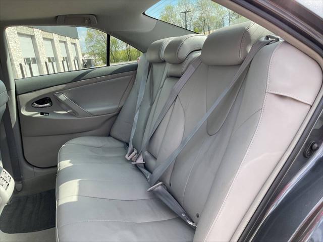 2009 Toyota Camry Base 4dr Sedan