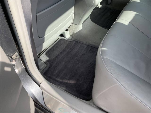 2009 Toyota Camry Base 4dr Sedan