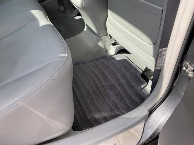 2009 Toyota Camry Base 4dr Sedan