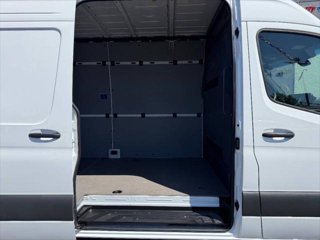 2024 Mercedes-Benz Sprinter 2500 2500 AWD 3dr 170 in. WB High Roof Cargo Van