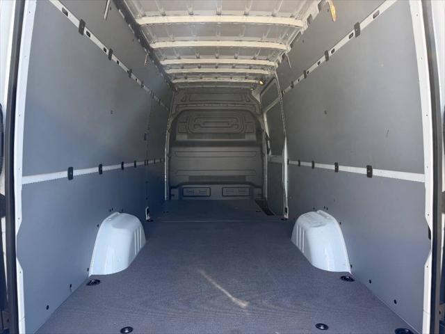 2024 Mercedes-Benz Sprinter 2500 2500 AWD 3dr 170 in. WB High Roof Cargo Van