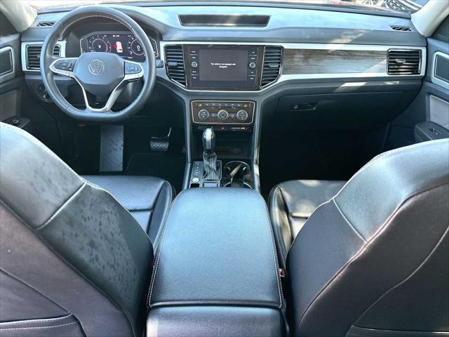 2022 Volkswagen Atlas 3.6L V6 SE w/Technology