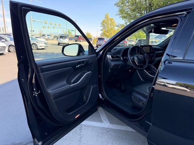2023 Toyota Highlander XSE