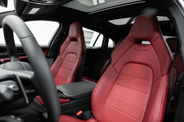 2026 Porsche Panamera RWD